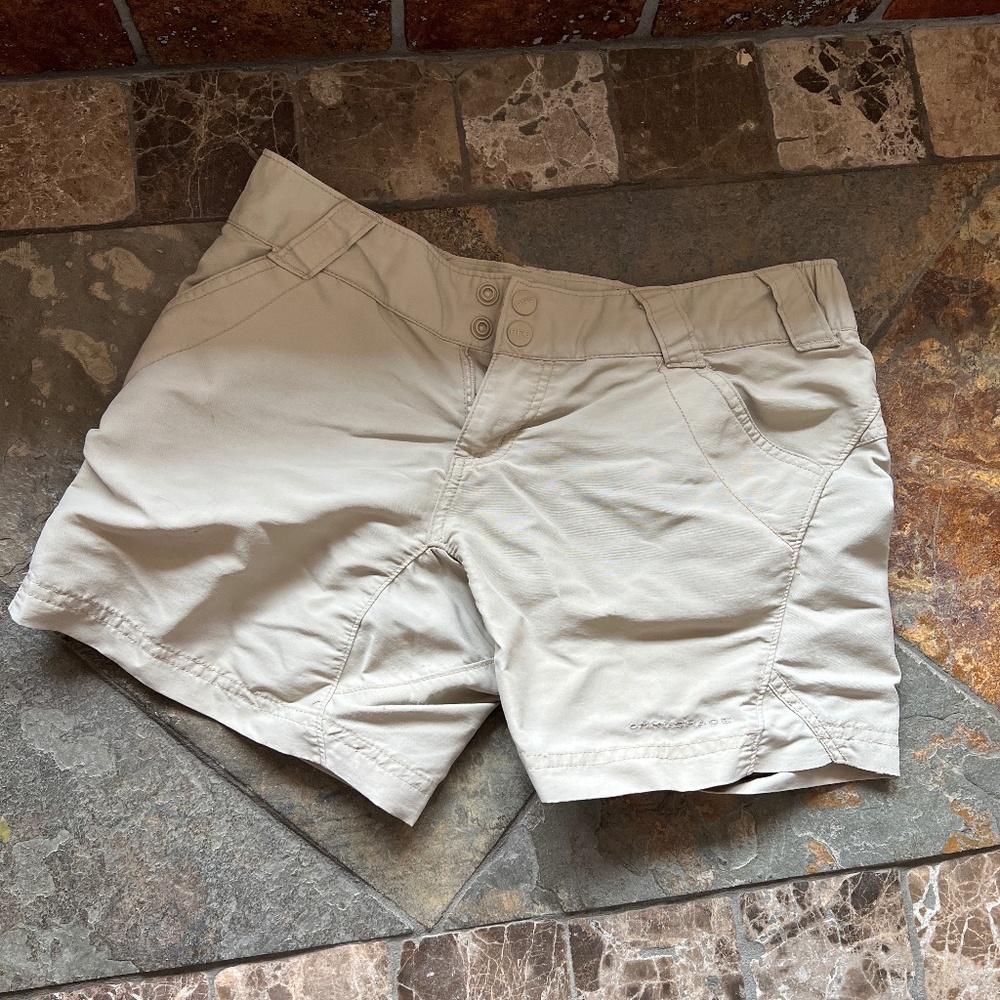 XS Columbia Outdoorsy Athletic Shorts TAN
